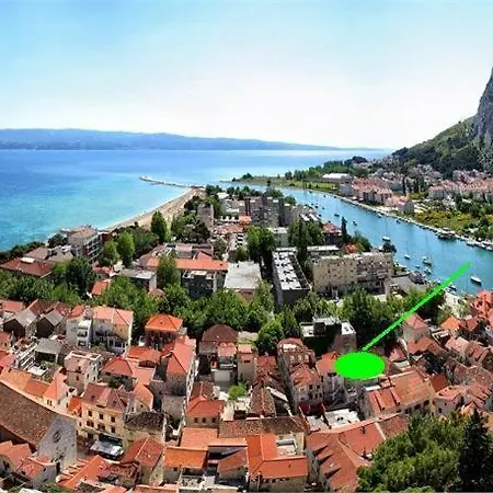 Apartman R.r. *